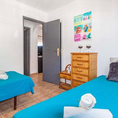 Pet Friendly Home In Velilla-Taramay With Kitchen Extérieur photo