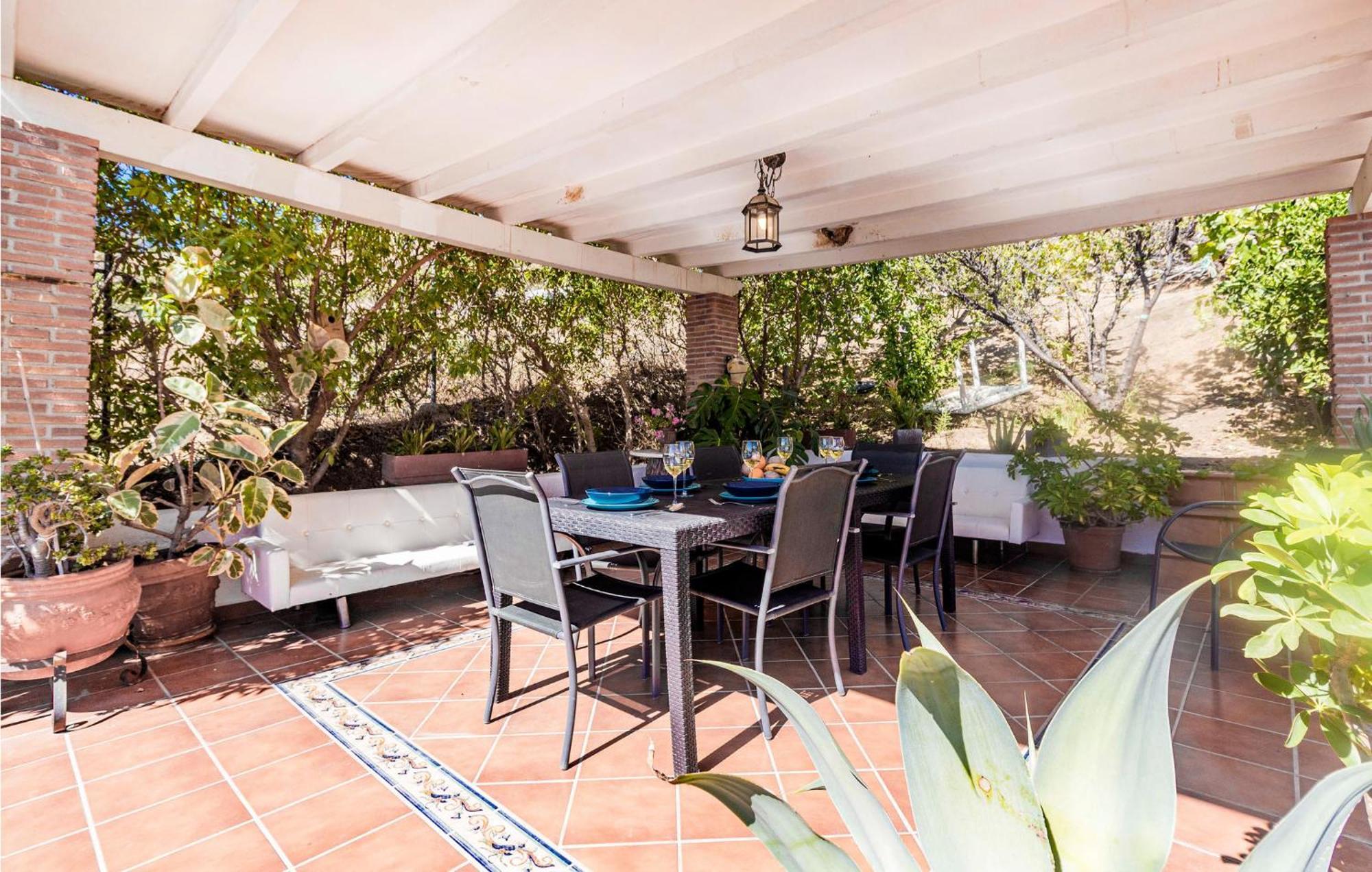 Pet Friendly Home In Velilla-Taramay With Kitchen Extérieur photo